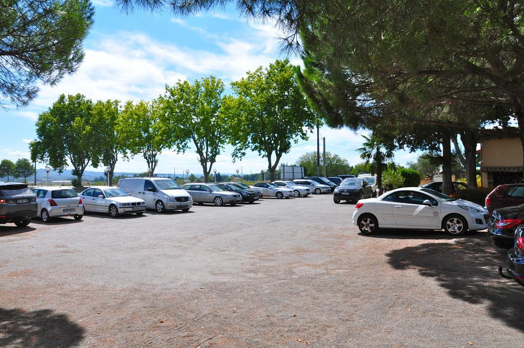 Le Provence Hotel Manosque Exterior photo