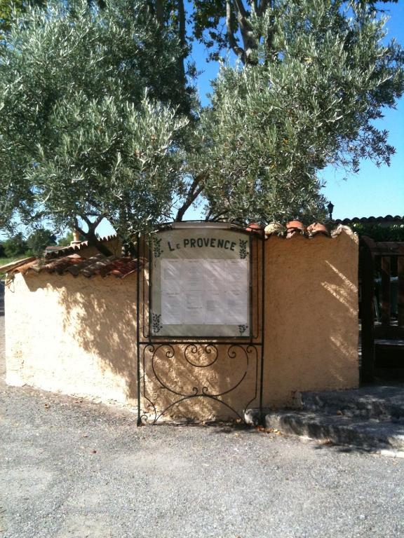 Le Provence Hotel Manosque Exterior photo